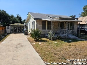 Building Photo - 3214 W Travis St