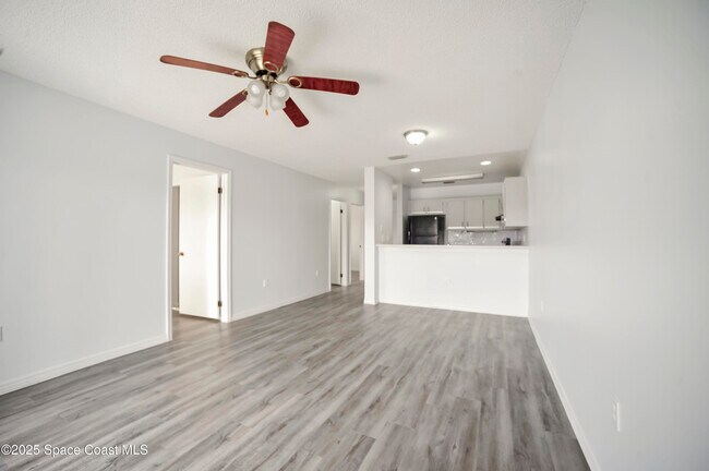 Foto del edificio - 3165 South St