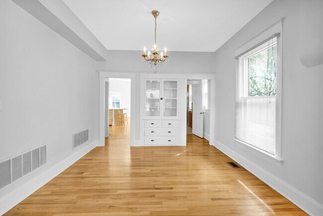 Foto del edificio - 1036 S Race St