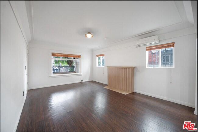 Foto del edificio - 1530 5th Ave