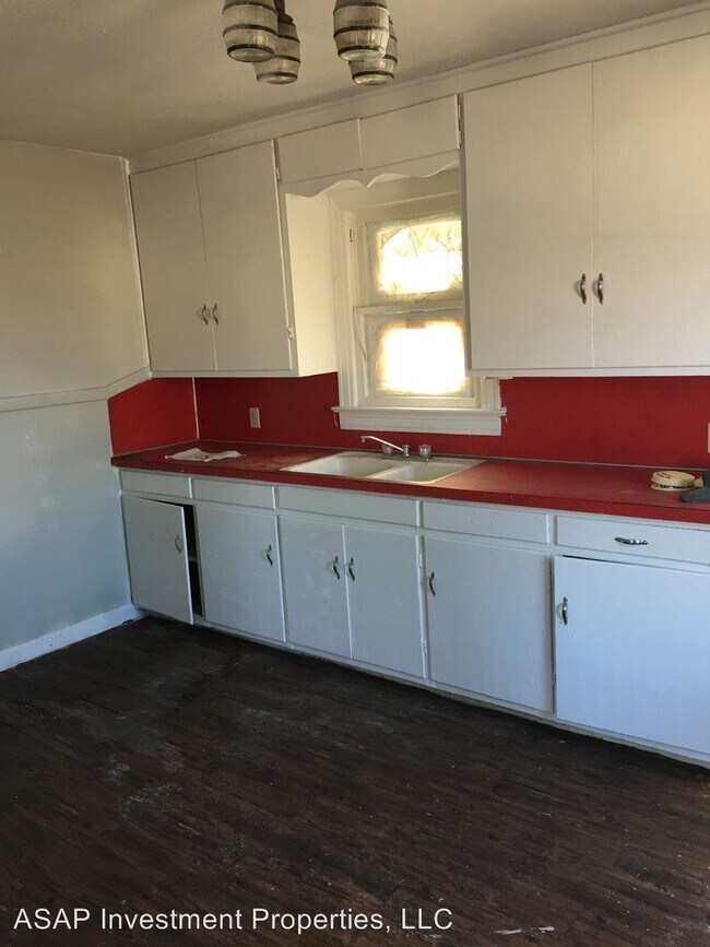 Building Photo - 2 br, 1 bath House - 1123 N. 32nd Street