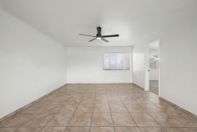 Building Photo - 16624 E Palisades Blvd