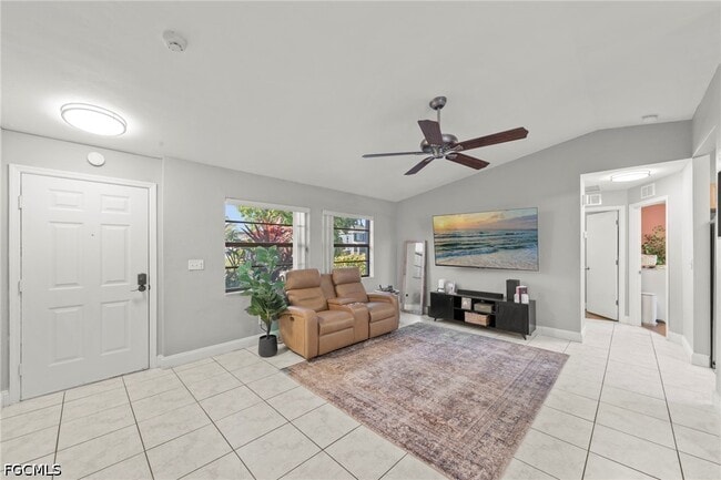 Building Photo - 311 SW 19th Ln
