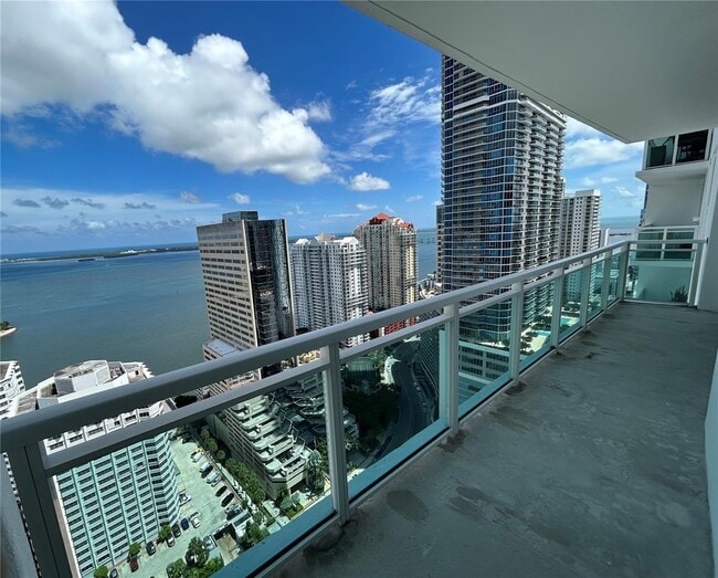 Building Photo - 951 Brickell Ave