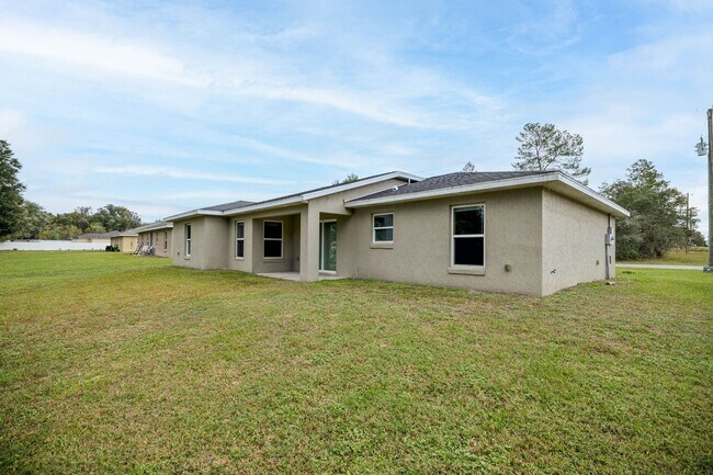 Foto del edificio - Nice home in Marion Oaks