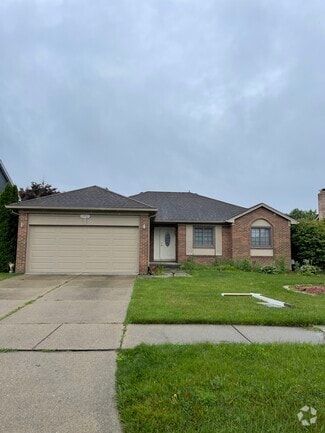 Building Photo - 43905 Rivergate Dr