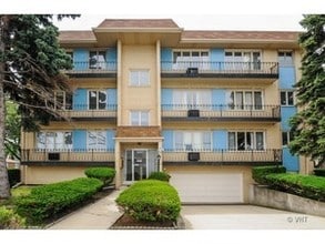Building Photo - 9600 S Komensky Ave