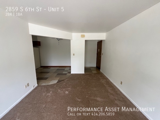 Building Photo - 2859 S 6th St