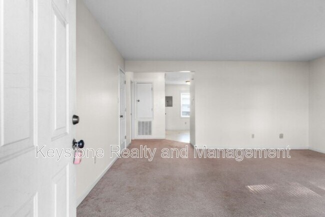 Foto del edificio - 286 Thompsonville Lane