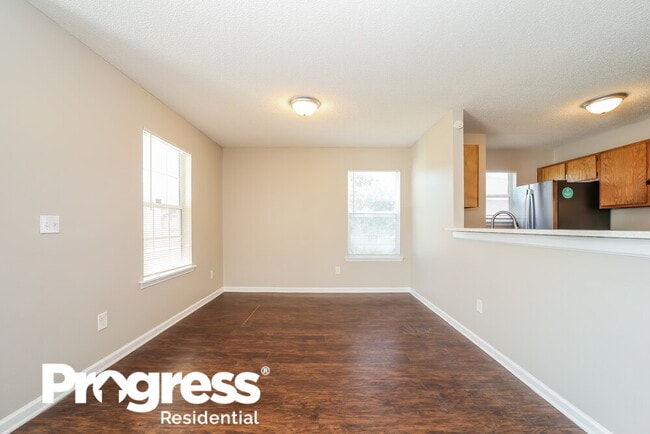 Building Photo - 1557 E 30th St