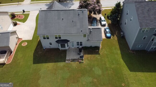 Building Photo - 137 Village Green Cir