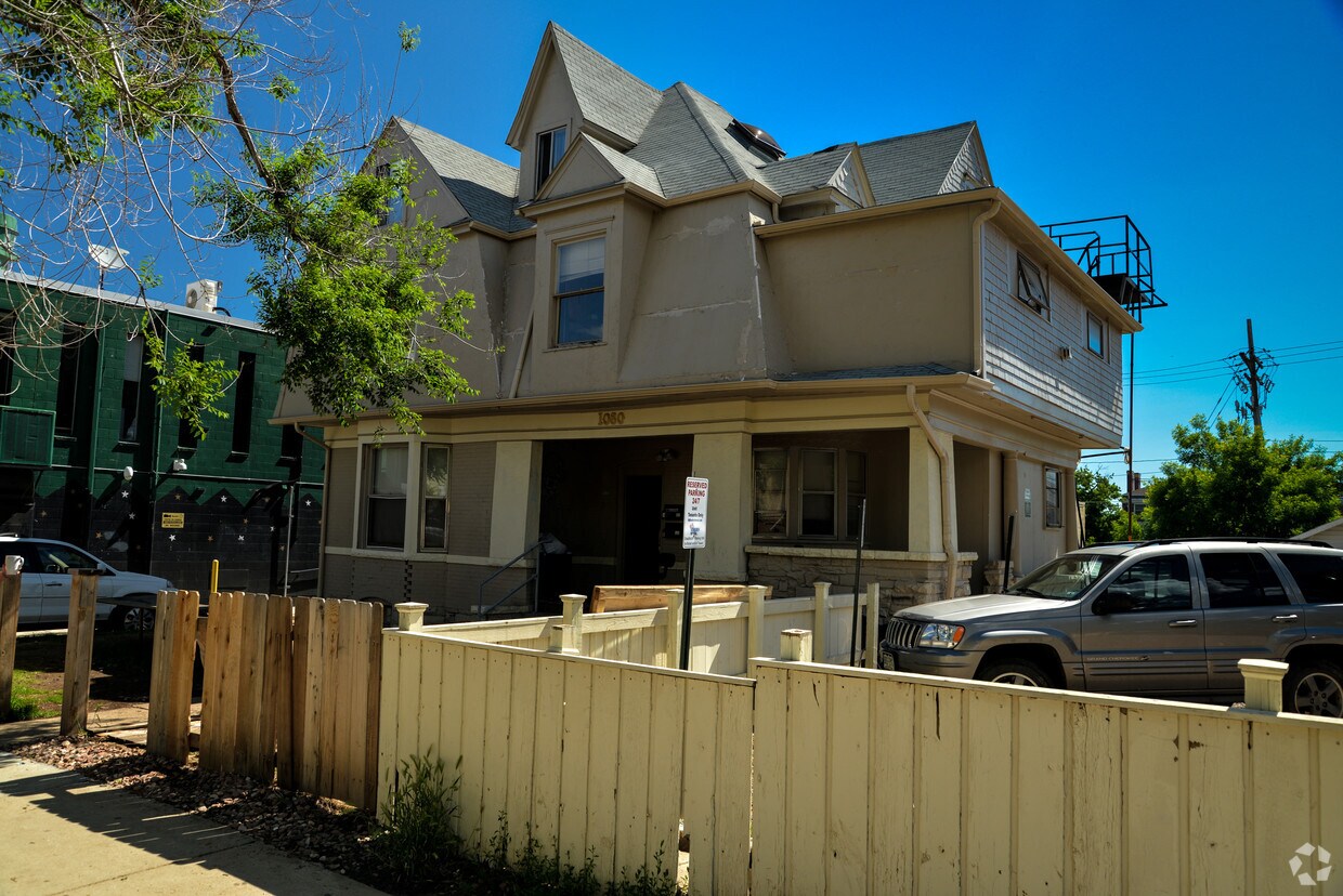 Primary Photo - 1080 13th St