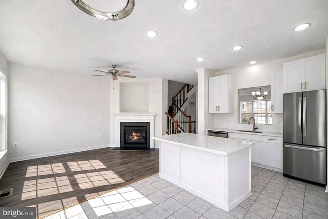 Building Photo - 5635 Sheals Ln
