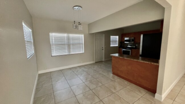 Foto del edificio - 3819 Davis Rd