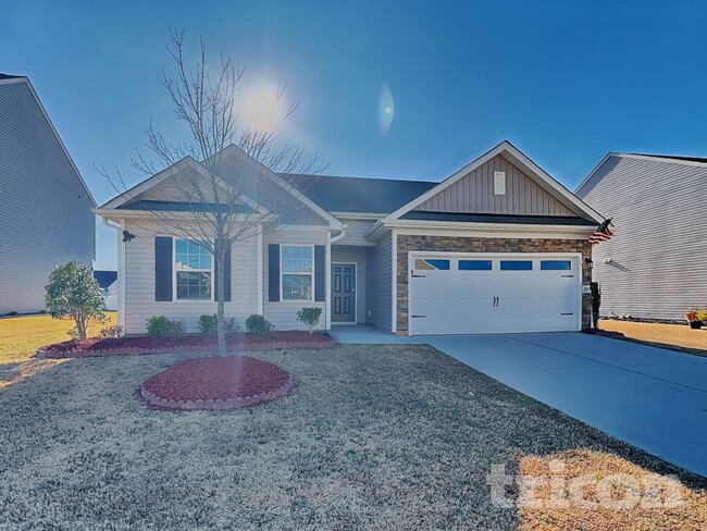 Building Photo - 245 Access Dr