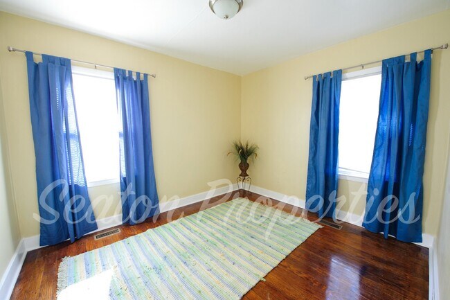 Foto del edificio - 2817 Boright Dr