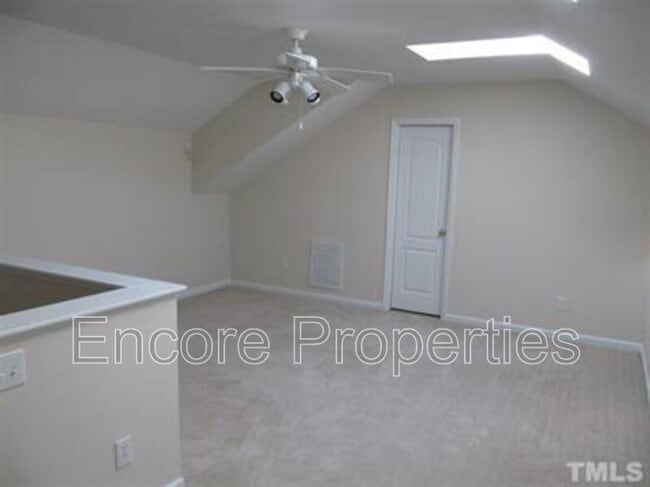 Building Photo - 6824 Middleboro Dr