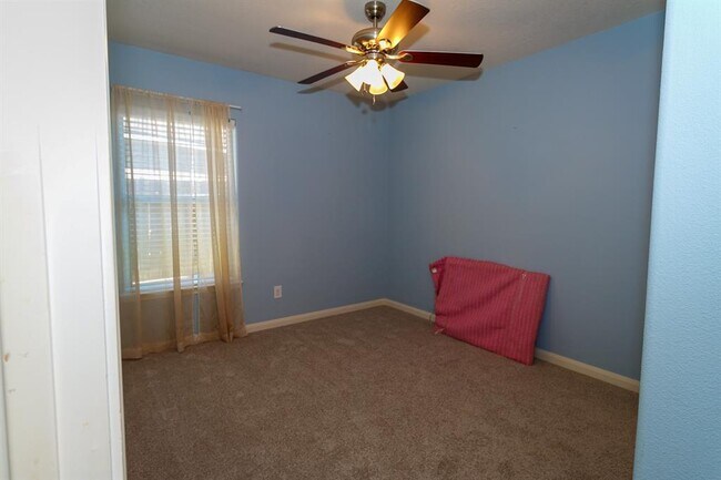 Building Photo - 12115 Estelle Ln
