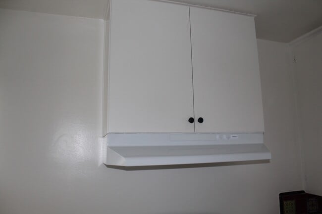 Building Photo - 14435 1/2 Califa St