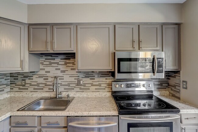 Building Photo - 1205 Portabello Ct
