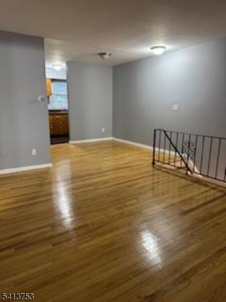 Foto del edificio - 268 McBride Ave