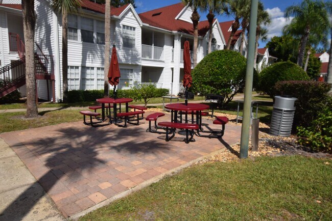 Building Photo - 11594 Westwood Blvd