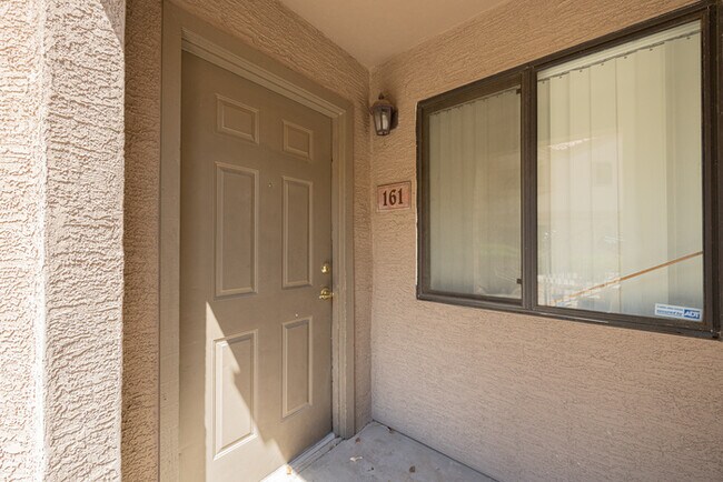 Building Photo - 1287 N Alma School Rd