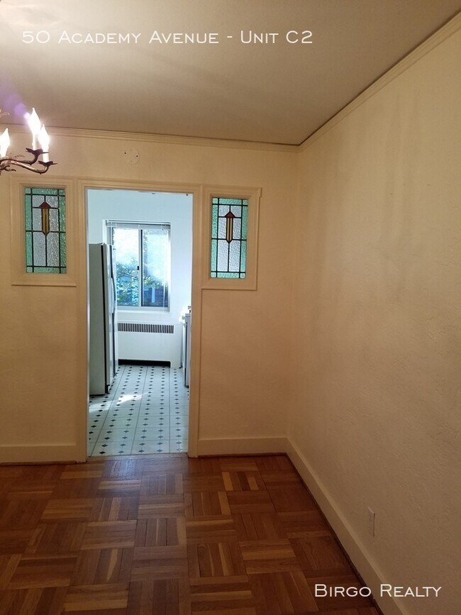 Foto del edificio - 50 Academy Ave