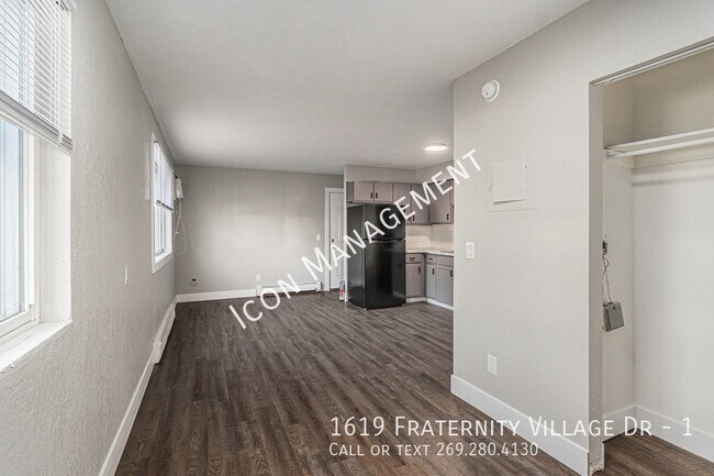 Foto del edificio - 1619 Fraternity Village Dr