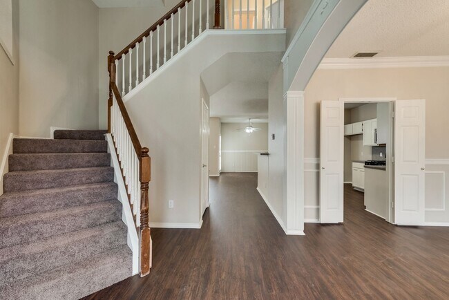 Foto del edificio - Spacious 4 bedroom home!  Garland ISD