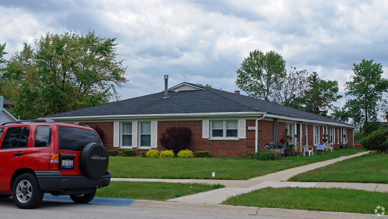 Primary Photo - Short Street Apartments