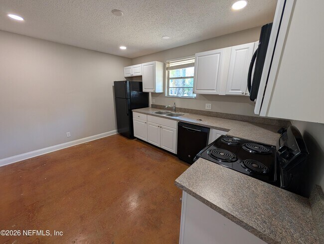 Foto del edificio - 2063 N Laura St