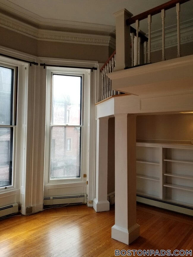 Building Photo - 26 Marlborough St