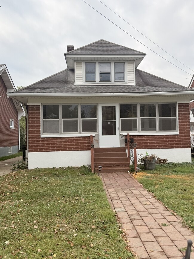 Building Photo - 106 Oxford Pl
