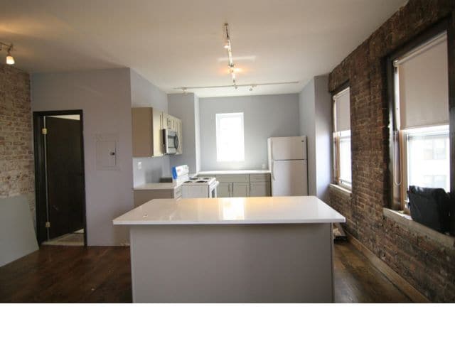 Building Photo - 163 Beach 116th St