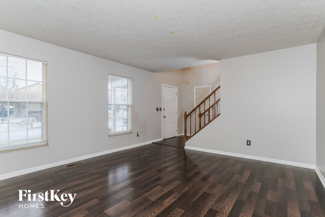 Foto del edificio - 5707 Villas Creek Dr