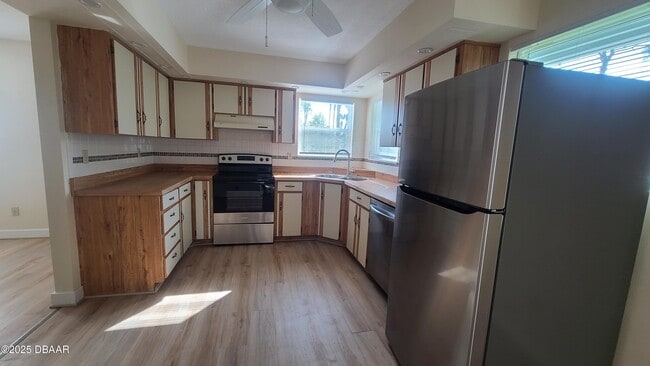 Foto del edificio - 176 Snowgoose Ct