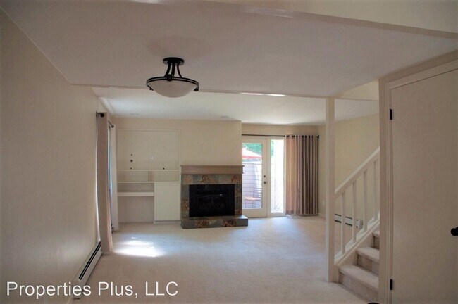 Building Photo - 2 br, 2.5 bath House - 3083 Edison Ct