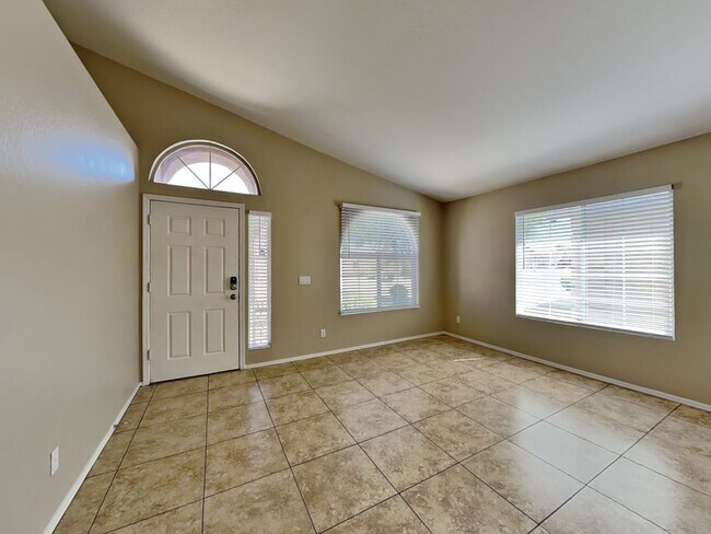Building Photo - 2737 W Pecan Rd