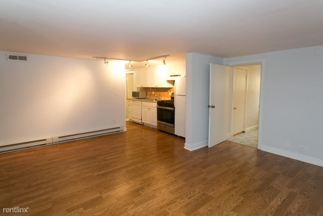 Foto del edificio - 587 W Hawthorne Pl
