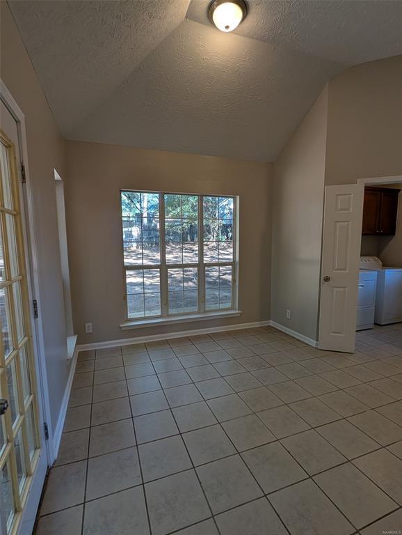 Foto del edificio - 45 Honeysuckle Ct