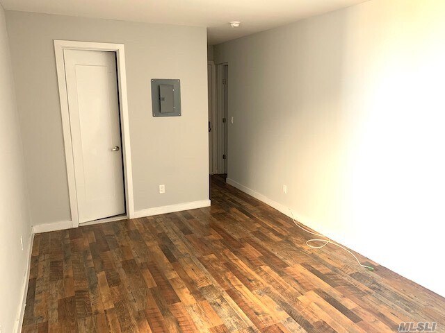 Building Photo - 215 E Broadway