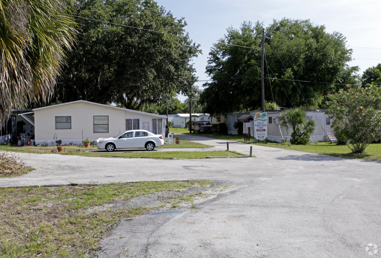 Primary Photo - Briarwood Mobile Home Park