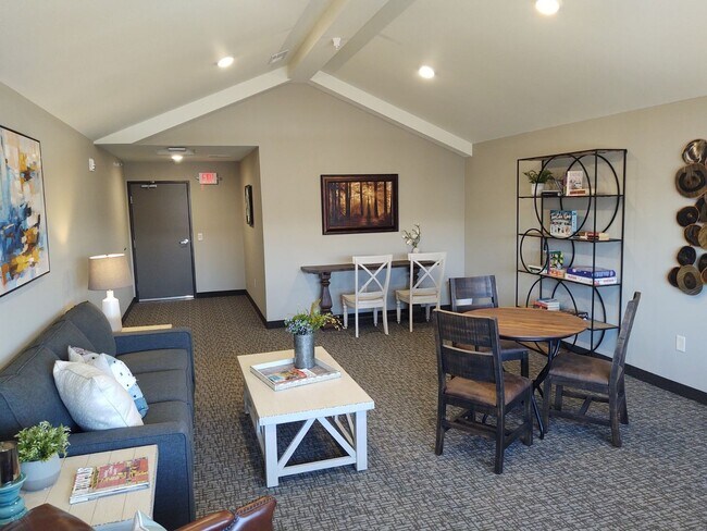 Biblioteca - Park Brook Apartments