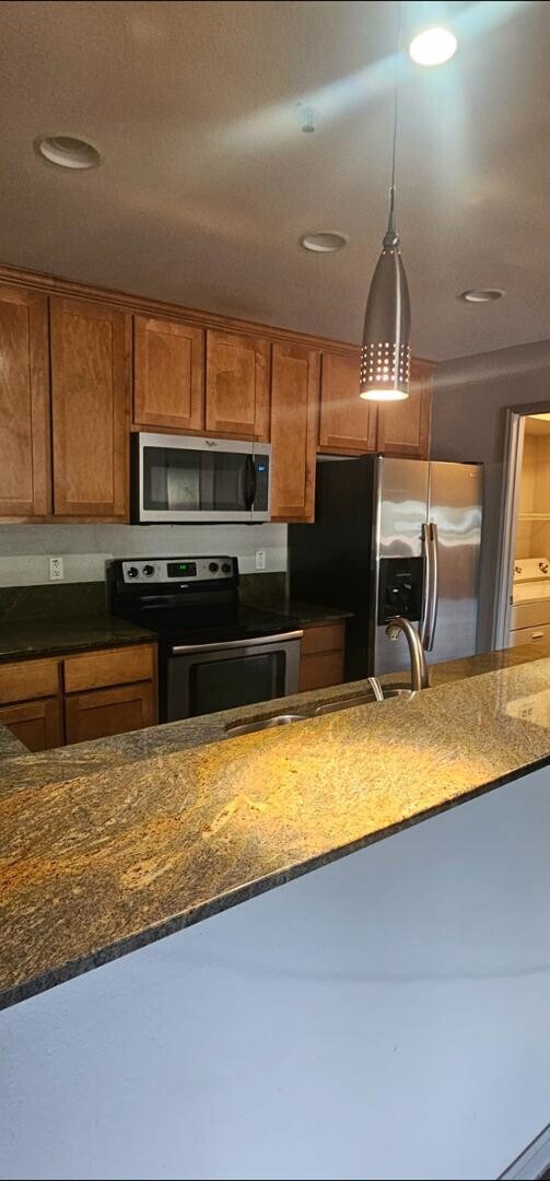 Foto del edificio - 4704 E Paradise Village Pkwy N