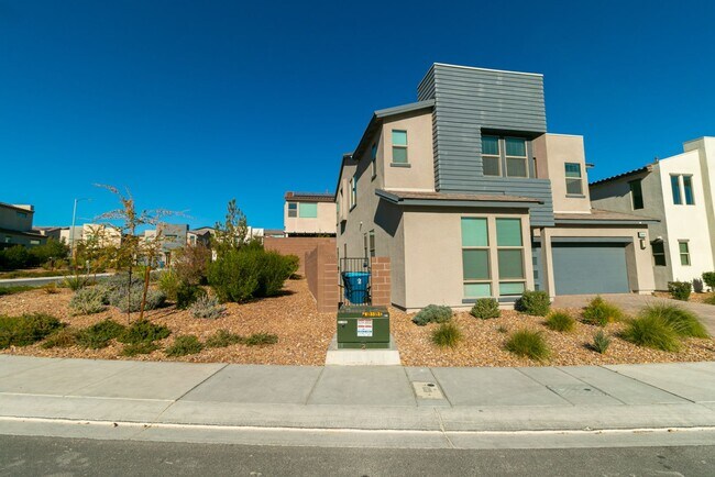 Building Photo - Uniting classic enrichments with modern practicality with This 4 Bedroom In North Las Vegas!