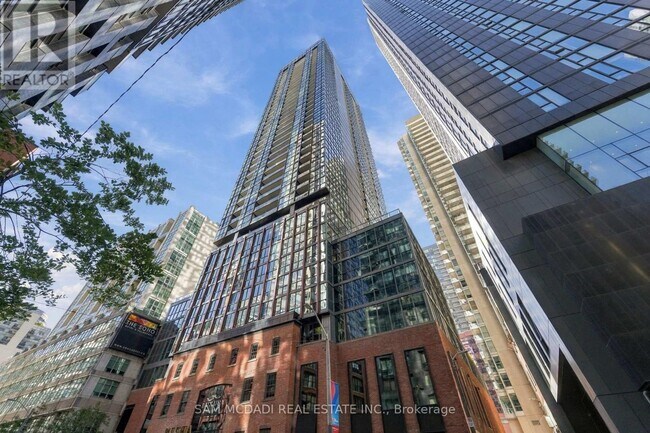 Building Photo - 88 Blue Jays Way