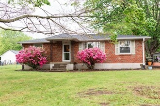 Building Photo - 2056 Nunley St