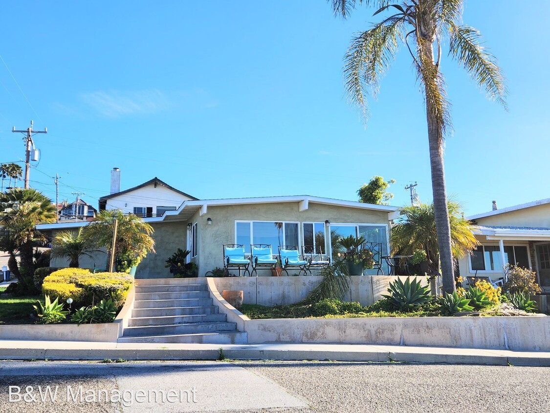 Primary Photo - 3 br, 2 bath House - 700 Longview Ave.