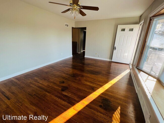 Foto del edificio - 4 br, 2.5 bath House - 10900 St. Boniface ...